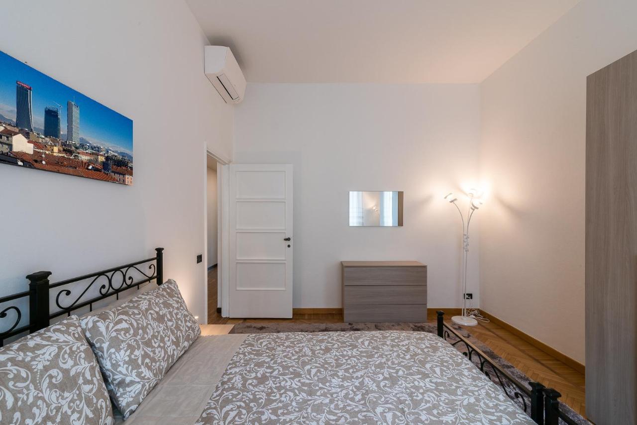 Vittoria 2 Apartment Milan Bagian luar foto