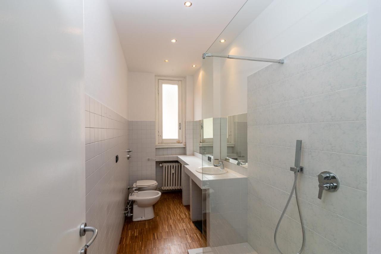 Vittoria 2 Apartment Milan Bagian luar foto
