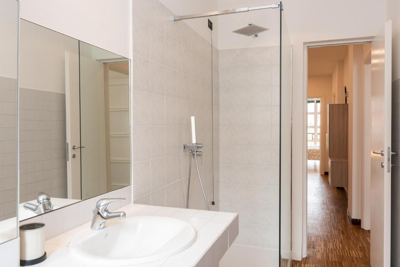 Vittoria 2 Apartment Milan Bagian luar foto